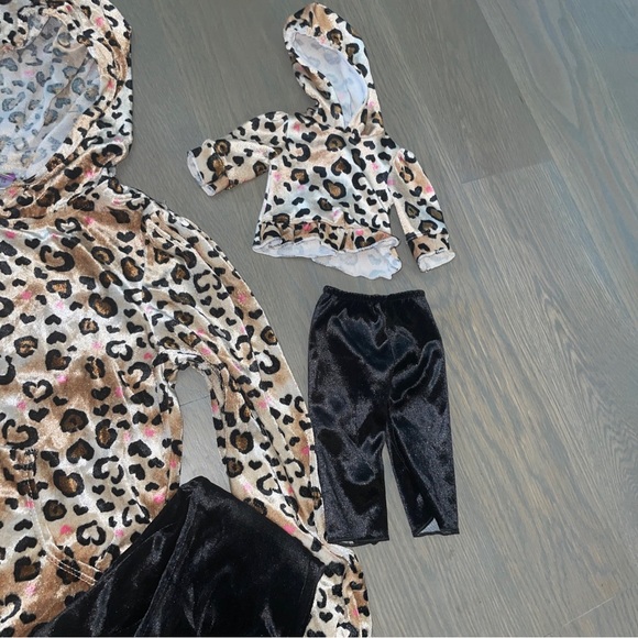 Dollie and me size 10 leopard print matching doll outfit - Picture 3 of 4